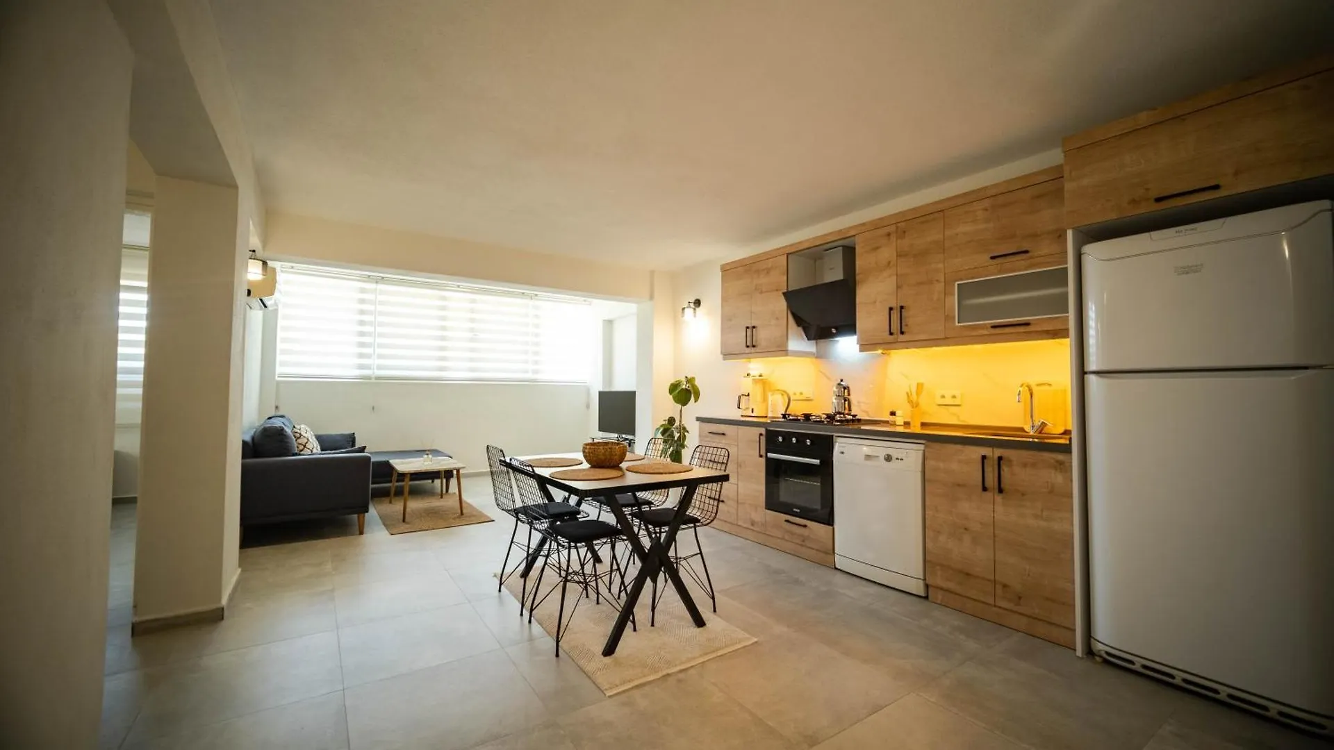 2 Bedroom Modern Apartment By The Forest With Pool Fethiye